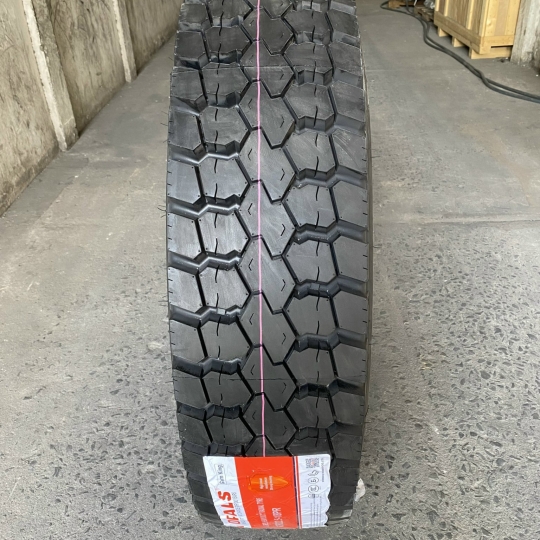 Opals 12R22.5 OP299